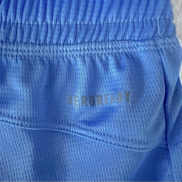 NWT Adidas women’s Aeroready lightweight shorts size 1X - Picture 5 of 8